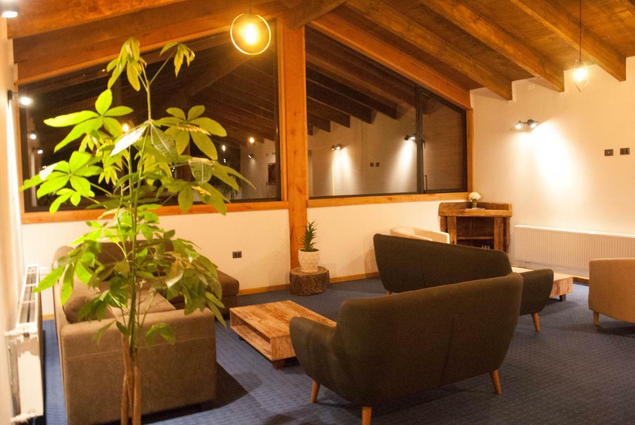 Las Bravas Lodge Las Trancas Extérieur photo